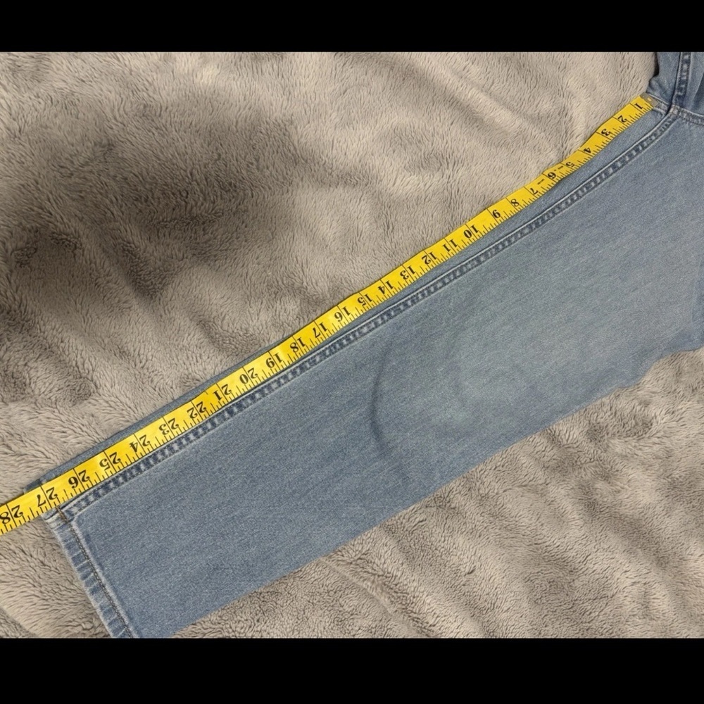 NWOT women’s EVERLANE High Waist Debim Light Straight Leg Jeans size 28 - Picture 3 of 12
